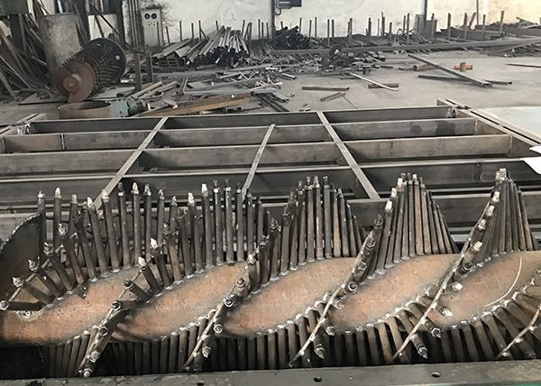 Wet Granulation Method Organic Fertilizer Production Line With Combination Granulator System And Spare Parts Stir Teeth