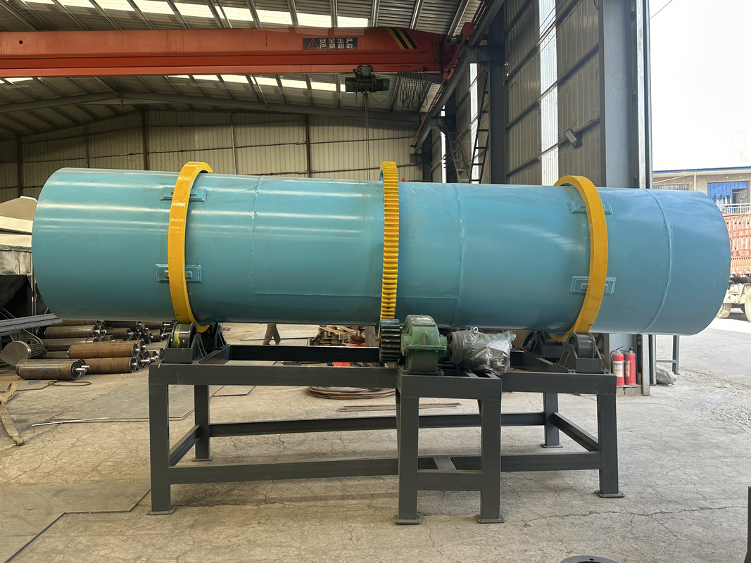 Film Coating Machine Has A Capacity Of 1-5t And Is Blue In Color. It Is A Rotary Film Coating Machine.