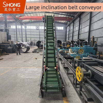 Electricity Powered Belt Conveying Equipment for Efficient Transportation of Goods with Flat Belt Design