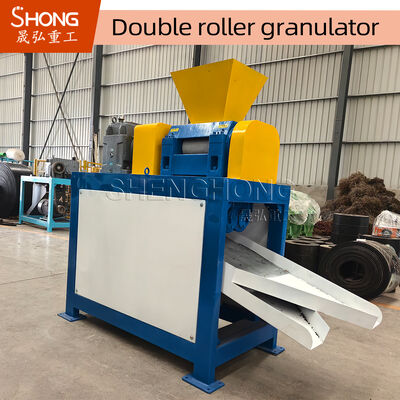 Dry Type Double Roller Fertilizer Granulator Machine 380V Carbon Steel Construction