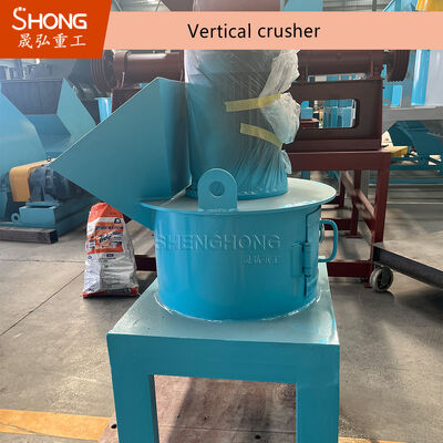 Wear Resistant Vertical Chain Crusher with ZGMn13 High-Manganese Steel and HRC 58-62 Liner Hardness for Quick Under 30 Minutes Replacement